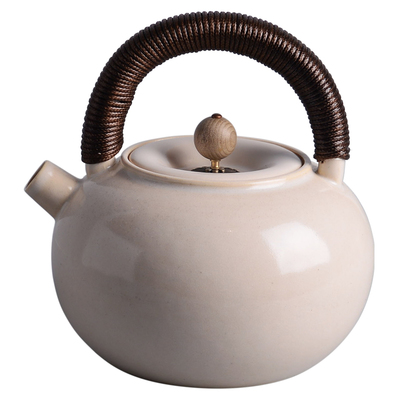 梵山堂蘇打釉白泥壺 融合傳統(tǒng)與現(xiàn)代的茶道藝術(shù)